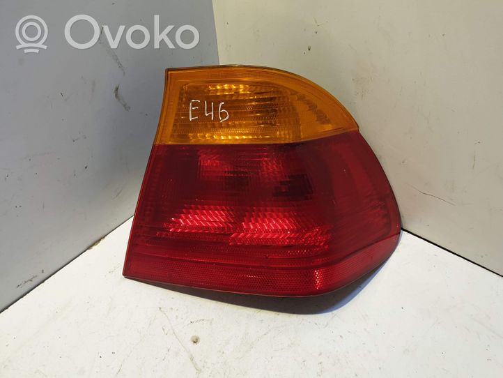 BMW 3 E46 Galinis žibintas kėbule 8364922