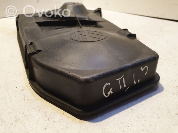 Volkswagen Golf II Osłona paska / łańcucha rozrządu 030109123A