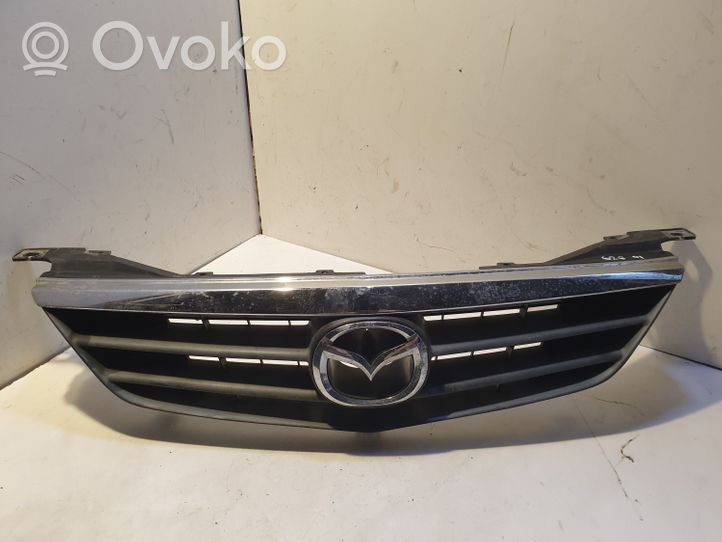 Mazda 626 Etupuskurin ylempi jäähdytinsäleikkö GG2M50712