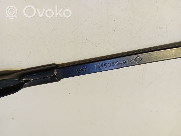 Opel Vectra B Ramię wycieraczki szyby tylnej 90504978