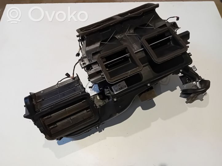 BMW 3 E90 E91 Salono oro mazgo plastikinis korpusas 983360Z