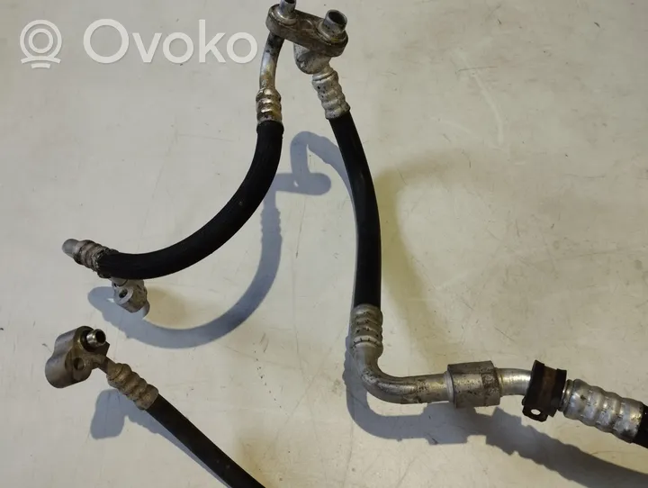 Opel Astra H Air conditioning (A/C) pipe/hose 