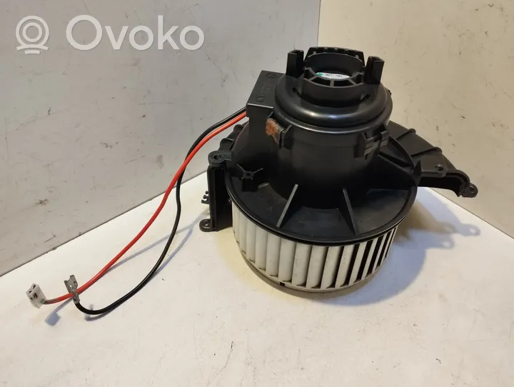 Opel Astra H Heater fan/blower 52421335