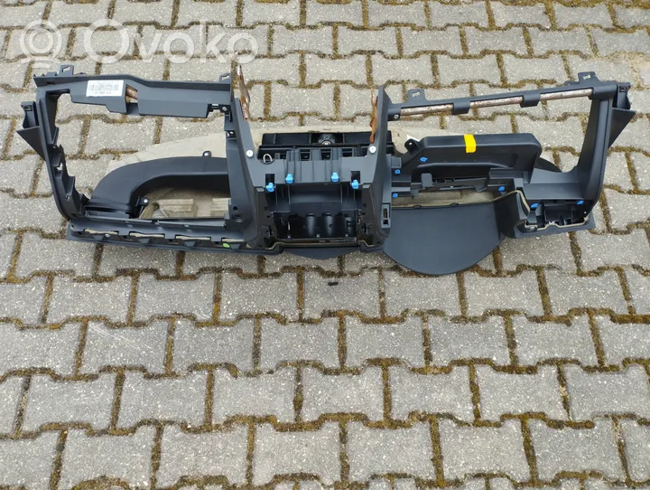 Opel Astra H Dashboard 13149016