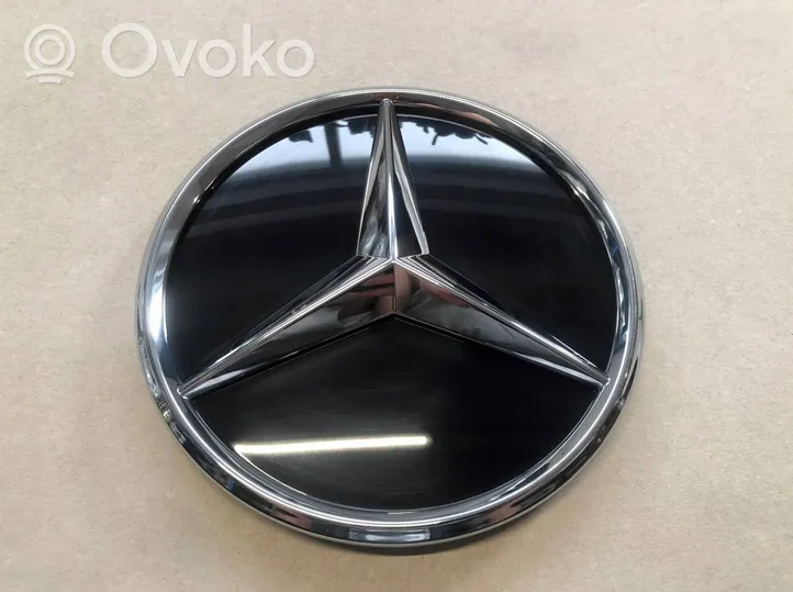 Mercedes-Benz GLA H247 Gamintojo ženkliukas A0008880400