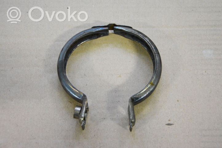 Volkswagen Golf VII Morsetto per la connessione del tubo della marmitta 5Q0253725