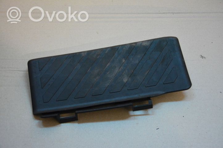 Volkswagen Touran II Foot rest pad/dead pedal 5Q1864777B