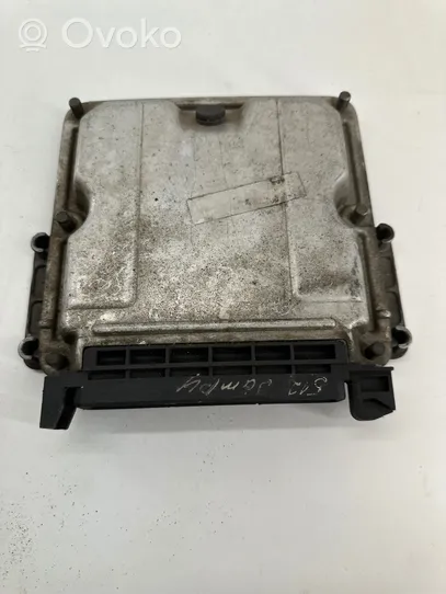 Peugeot 806 Sterownik / Moduł ECU 0281010135