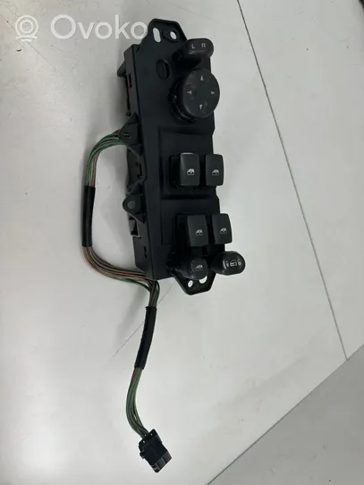 Chrysler Pacifica Electric window control switch 04685980AF