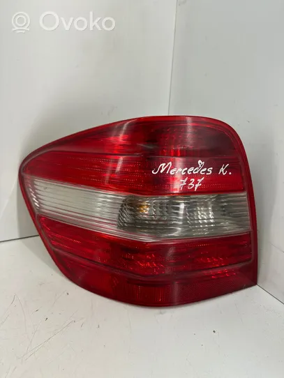 Mercedes-Benz ML W164 Luci posteriori 404181L