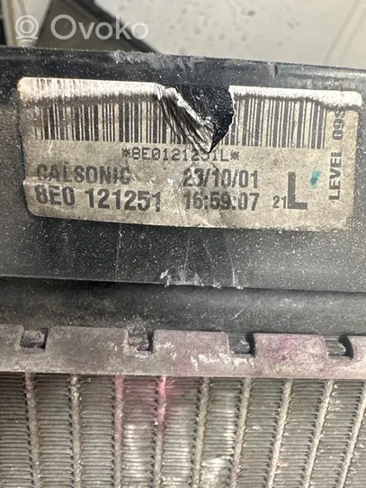 Audi A4 S4 B6 8E 8H Dzesēšanas šķidruma radiators 8E0121251