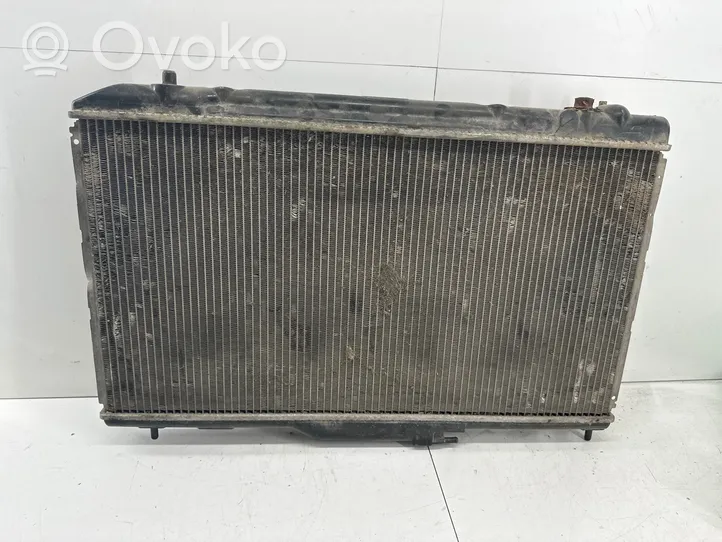 Toyota Avensis T220 Radiatore di raffreddamento 