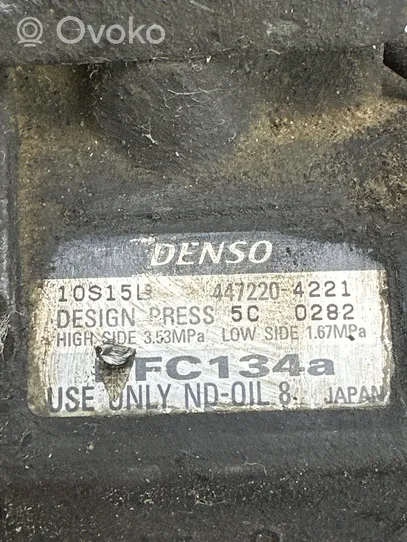 Toyota Avensis Verso Ilmastointilaitteen kompressorin pumppu (A/C) 4472204221