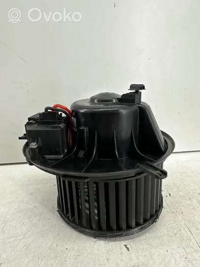 Skoda Octavia Mk2 (1Z) Ventola riscaldamento/ventilatore abitacolo 3C0907521B