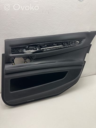 BMW 7 F01 F02 F03 F04 Takaoven verhoilu 69445071