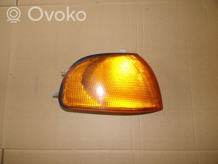 Mitsubishi L400, Space Gear Frontblinker 