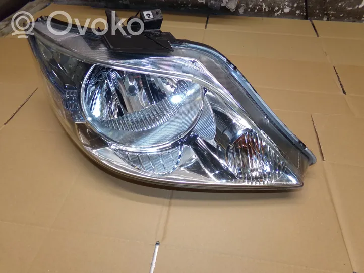 Honda City Lampa przednia 