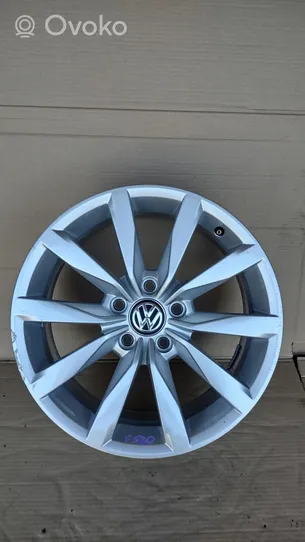 Volkswagen Golf VII Cerchione in acciaio R16 