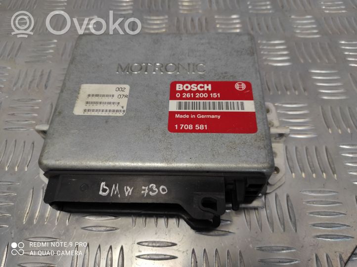 BMW 7 E32 Sterownik / Moduł ECU 0261200151