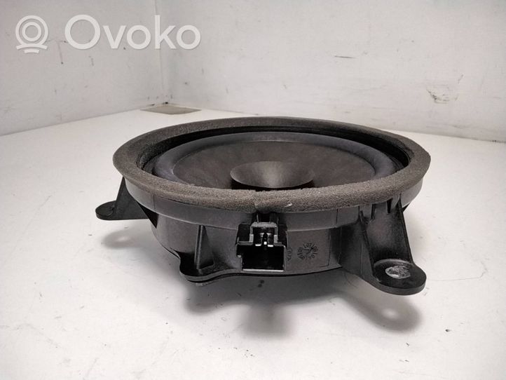 Volvo V50 Haut-parleur de porte avant 30752083