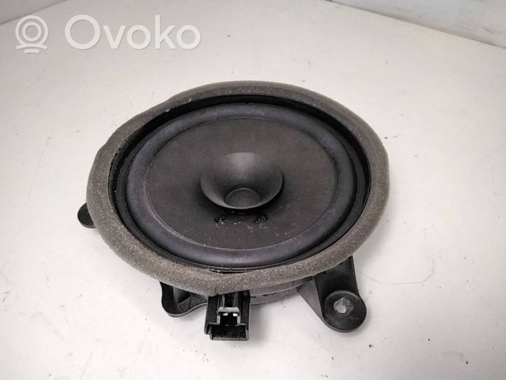 Volvo V50 Haut-parleur de porte avant 30752083