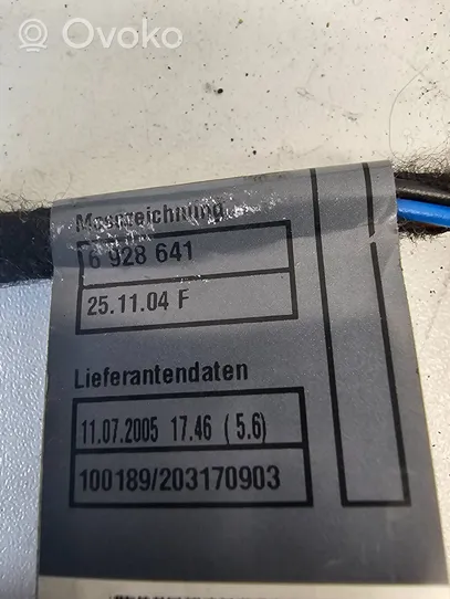 BMW 3 E90 E91 Faisceau de câblage de porte avant 6928641