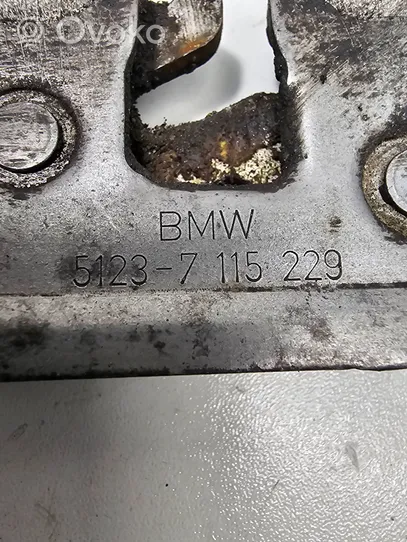 BMW 3 E90 E91 Zamek pokrywy przedniej / maski silnika 7115229