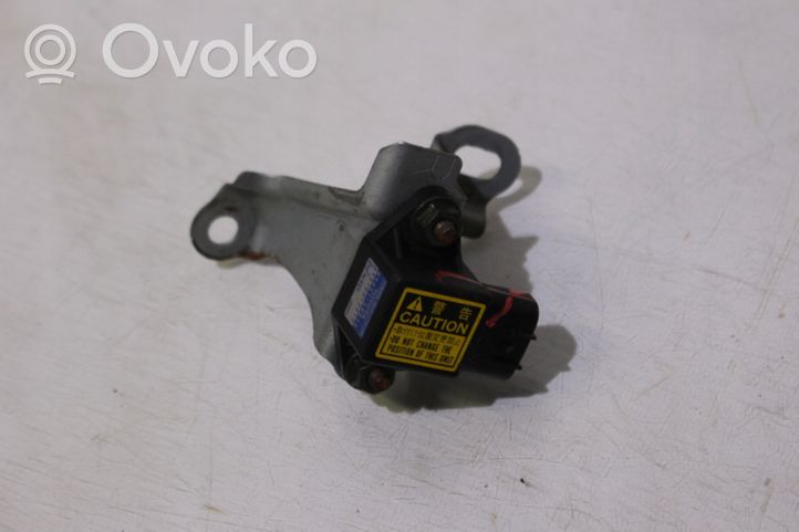 Toyota RAV 4 (XA20) Czujnik prędkości obrotowej koła ABS 8944160010