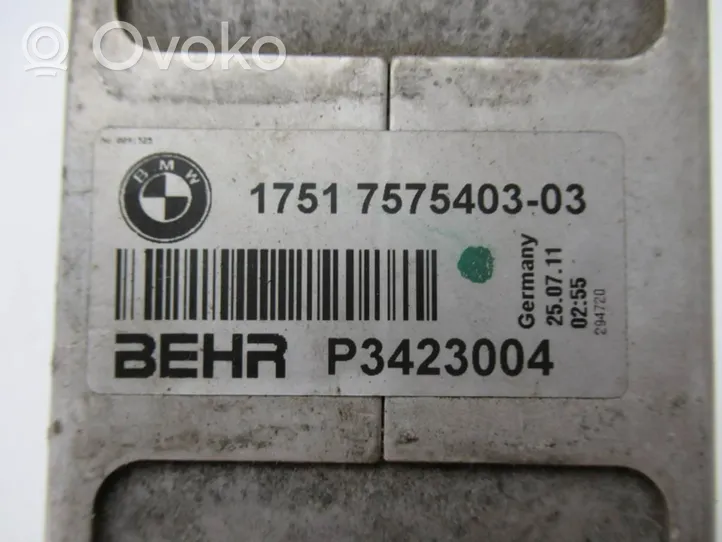 BMW 7 F01 F02 F03 F04 Välijäähdyttimen jäähdytin 7575403-03