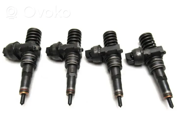 Volkswagen PASSAT B5.5 Kit d'injecteurs de carburant 0414720215