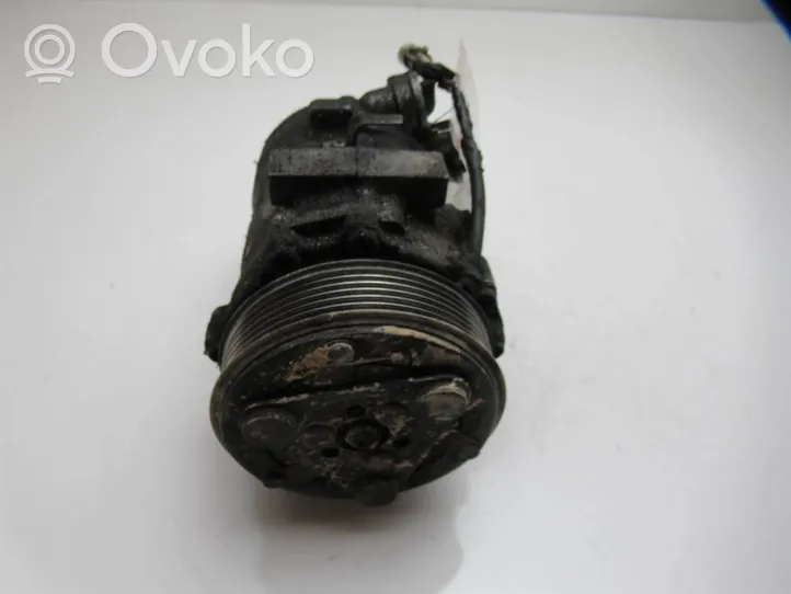 Opel Corsa C Compressore aria condizionata (A/C) (pompa) 13106850