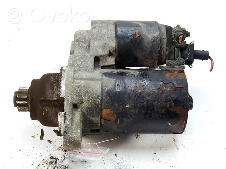 Volkswagen Polo IV 9N3 Starter motor 