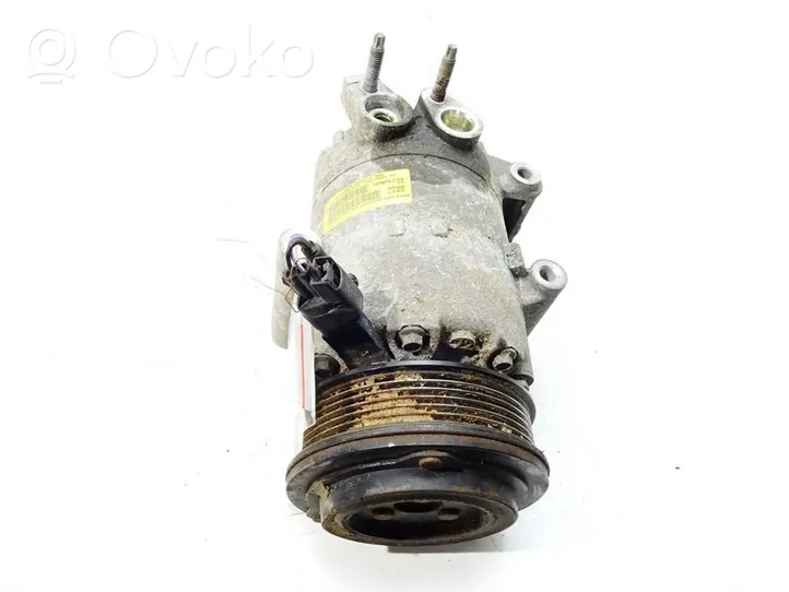 Ford Focus Compressore aria condizionata (A/C) (pompa) H1F1-19D629-GA