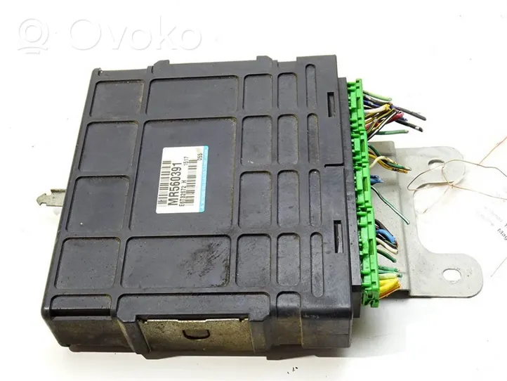 Mitsubishi L200 Unité de commande, module ECU de moteur MR560391