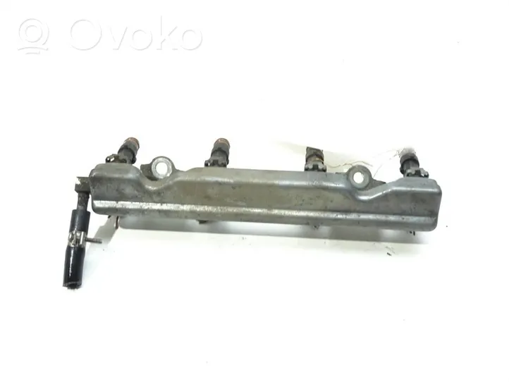 Nissan Note (E11) Kraftstoffverteiler Einspritzleiste Verteilerrohr 0280158013