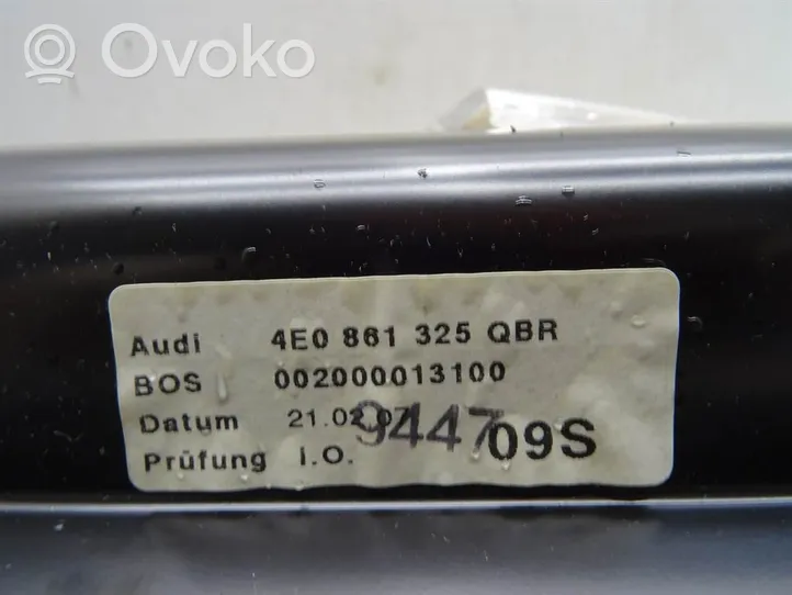 Audi A8 S8 D3 4E Półka tylna bagażnika 4E0861325