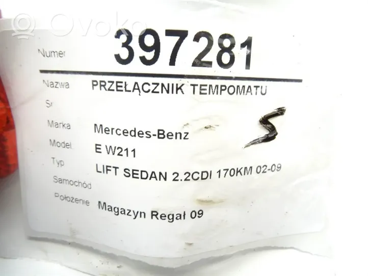 Mercedes-Benz E W211 Muut kytkimet/nupit/vaihtimet A1715402445