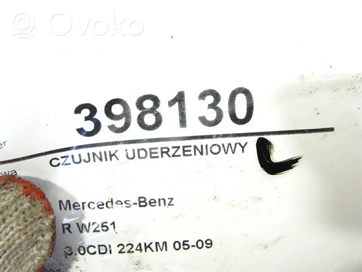 Mercedes-Benz R W251 Turvatyynyn törmäysanturi 0038202826