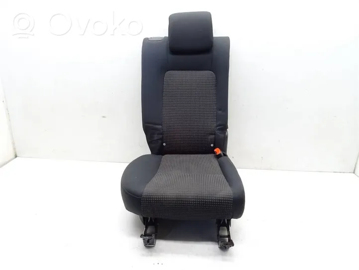 Chevrolet Captiva Rear seat 