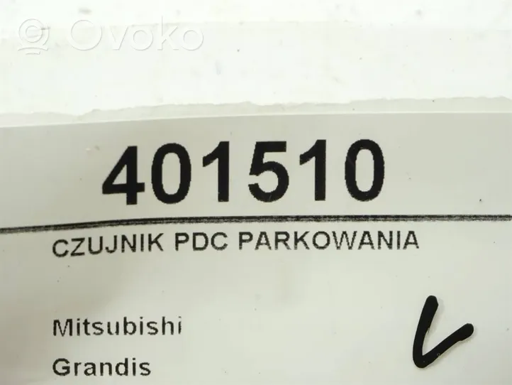 Mitsubishi Grandis Pysäköintitutkan anturi (PDC) 