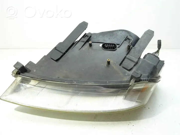 Ford Focus C-MAX Headlight/headlamp 