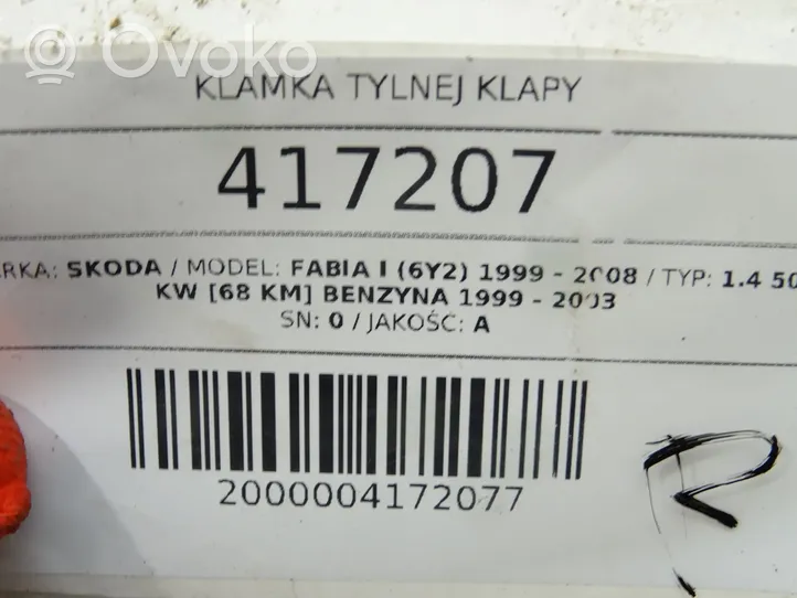 Skoda Fabia Mk1 (6Y) Uchwyt / Rączka zewnętrzna otwierania klapy tylnej / bagażnika 6Y0827574C