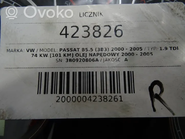 Volkswagen PASSAT B5.5 Geschwindigkeitsmesser Cockpit 3B0920806A