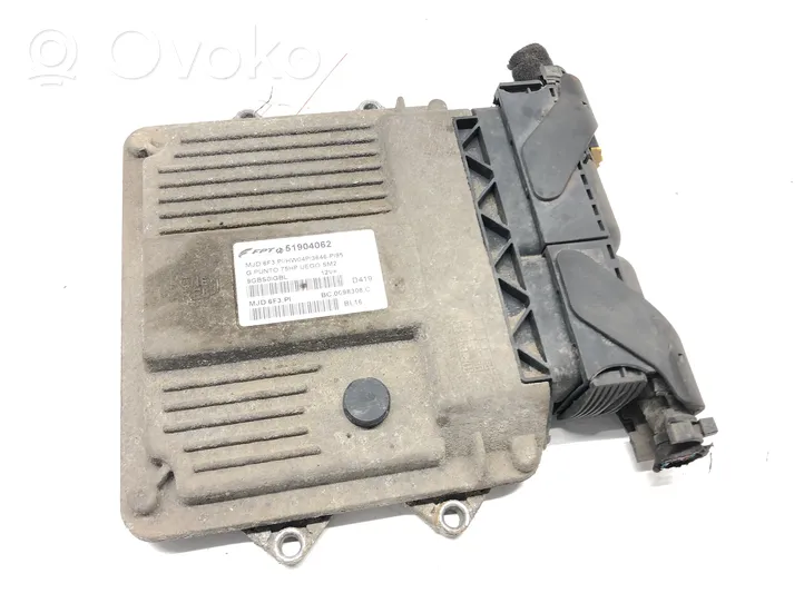 Fiat Grande Punto Engine control unit/module ECU 51904062