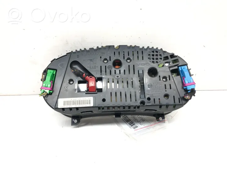 Audi A3 S3 8L Speedometer (instrument cluster) 8L0919880E