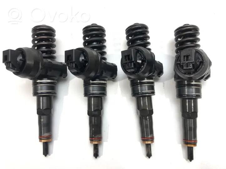 Volkswagen PASSAT B5.5 Set di iniettori 0414720037