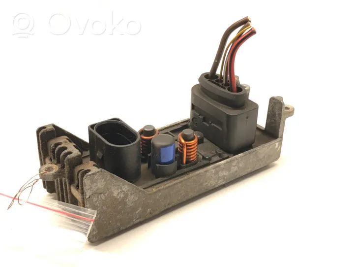 Audi A8 S8 D3 4E Résistance moteur de ventilateur de chauffage 9140010460