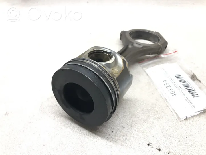 Audi A4 S4 B7 8E 8H Piston avec bielle BKN