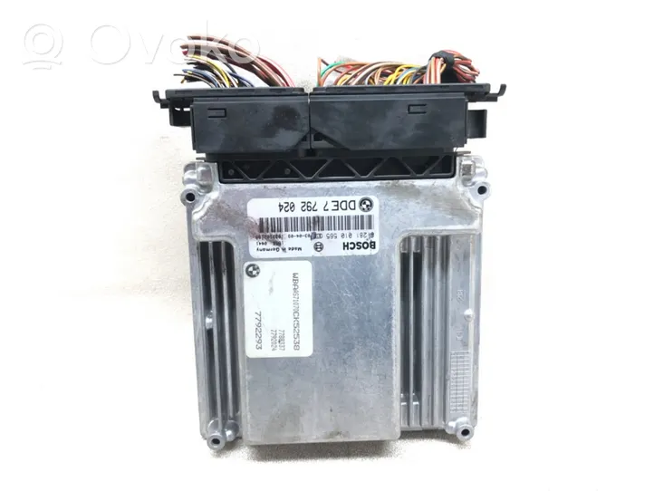 BMW 3 E46 Komputer / Sterownik ECU silnika 0281010565