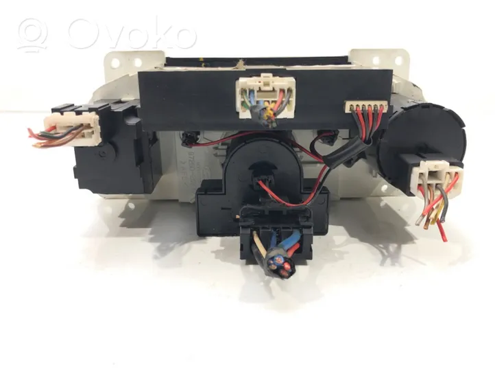 Hyundai Santa Fe Salono ventiliatoriaus reguliavimo jungtukas 97250-26XXX